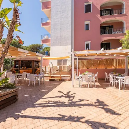 מלון San Valentino Terme