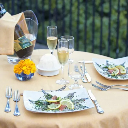 San Valentino Terme Отель Искья